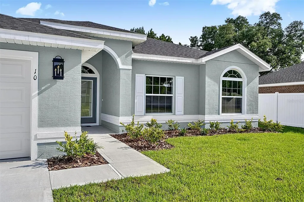 10 Persimmon Drive Palm Coast FL 32164