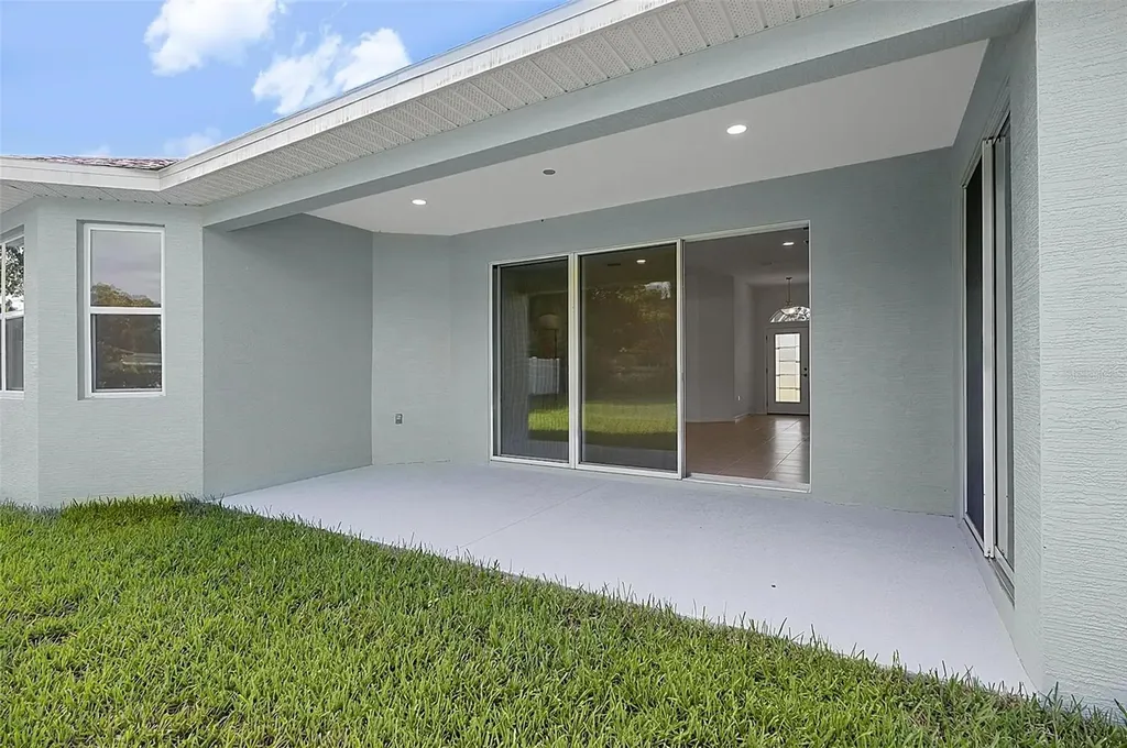 10 Persimmon Drive Palm Coast FL 32164