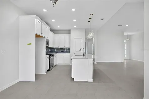 10 Persimmon Drive Palm Coast FL 32164