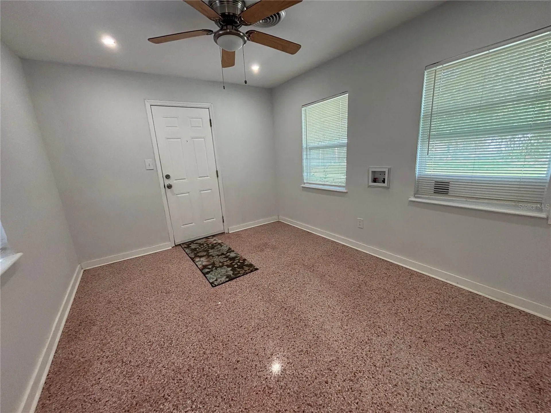 422 15th Avenue S St Petersburg FL 33701