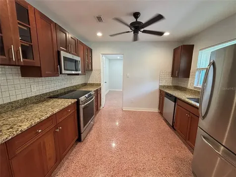 422 15th Avenue S St Petersburg FL 33701