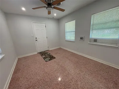 422 15th Avenue S St Petersburg FL 33701