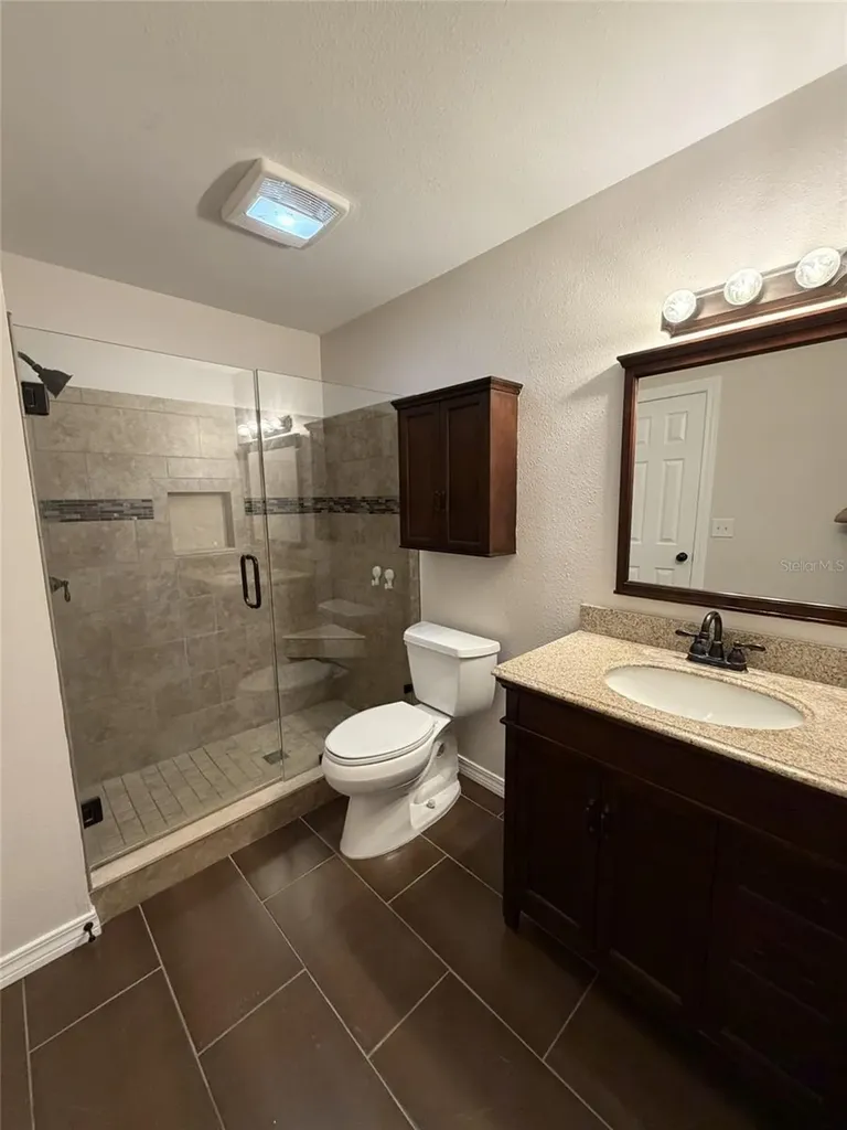 3156 Valley Oaks Drive Tampa FL 33618