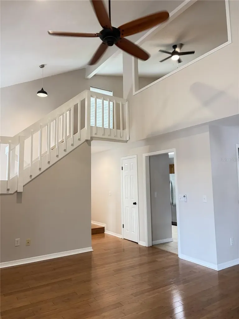 3156 Valley Oaks Drive Tampa FL 33618