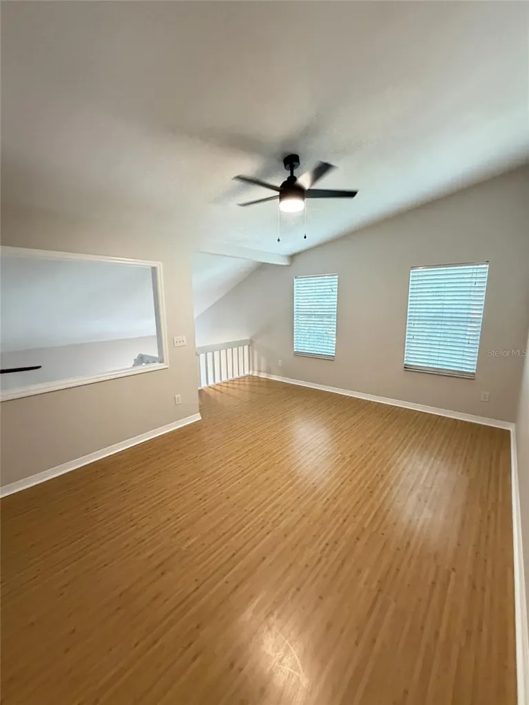 3156 Valley Oaks Drive Tampa FL 33618