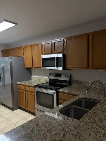 3156 Valley Oaks Drive Tampa FL 33618