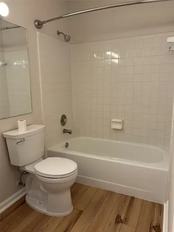 3156 Valley Oaks Drive Tampa FL 33618