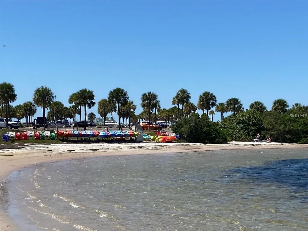654 Windrush Bay Drive Tarpon Springs FL 34689