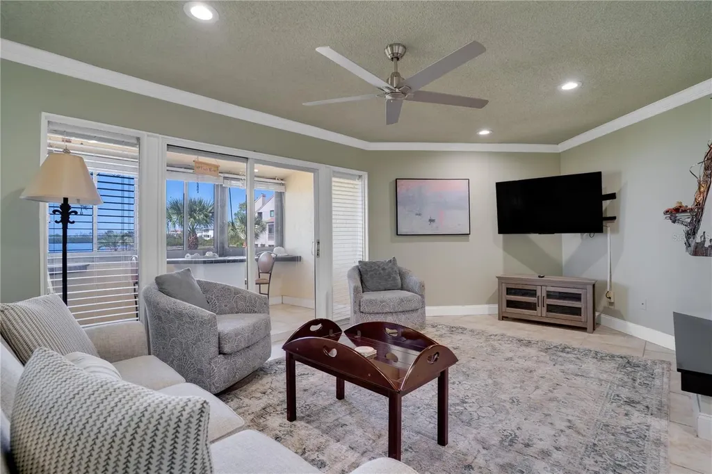 654 Windrush Bay Drive Tarpon Springs FL 34689