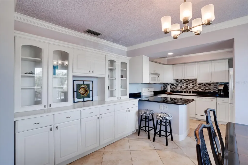 654 Windrush Bay Drive Tarpon Springs FL 34689