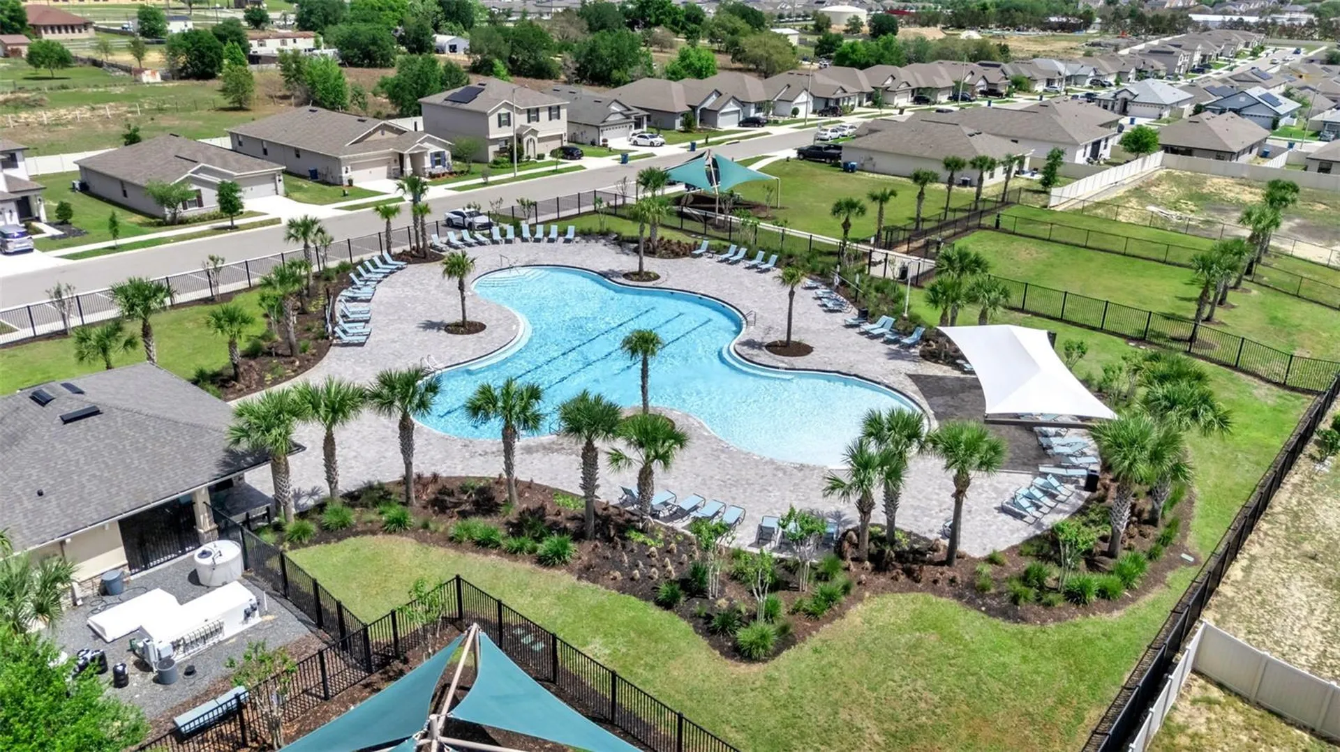 212 Bergamot Loop Davenport FL 33837