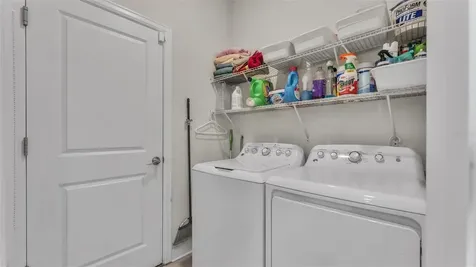 212 Bergamot Loop Davenport FL 33837