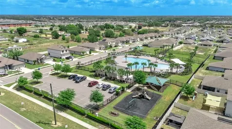 212 Bergamot Loop Davenport FL 33837