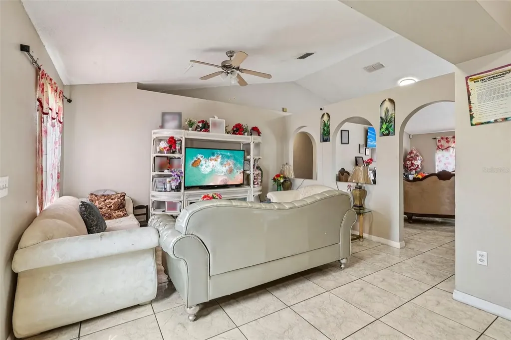42 Inconnu Drive Poinciana FL 34759