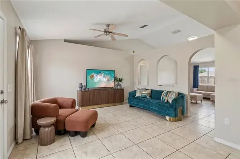 42 Inconnu Drive Poinciana FL 34759