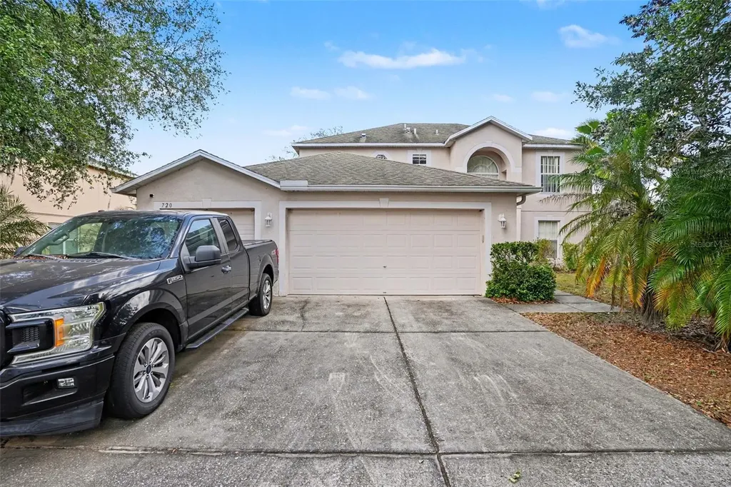 720 Valrico Hills Lane Valrico FL 33594
