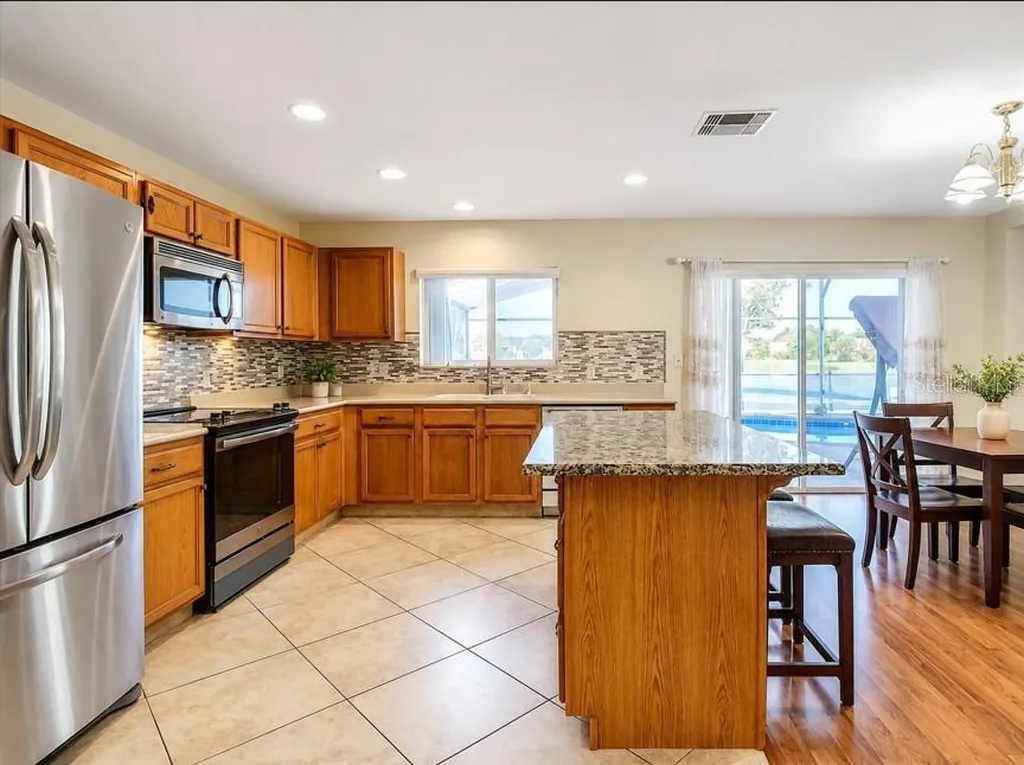 12827 Oulton Circle Orlando FL 32832