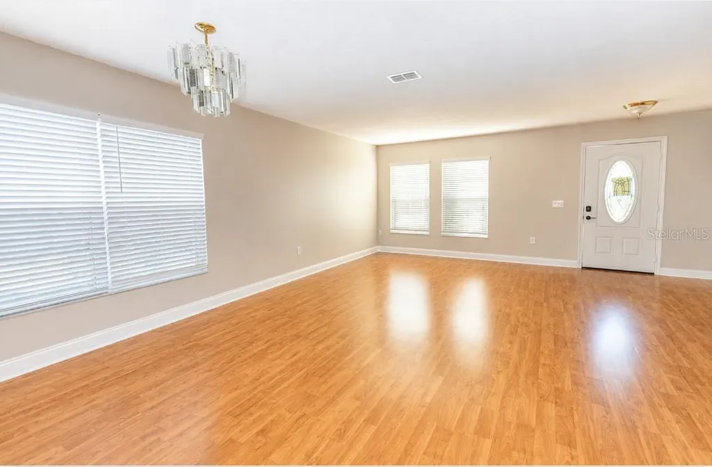 12827 Oulton Circle Orlando FL 32832