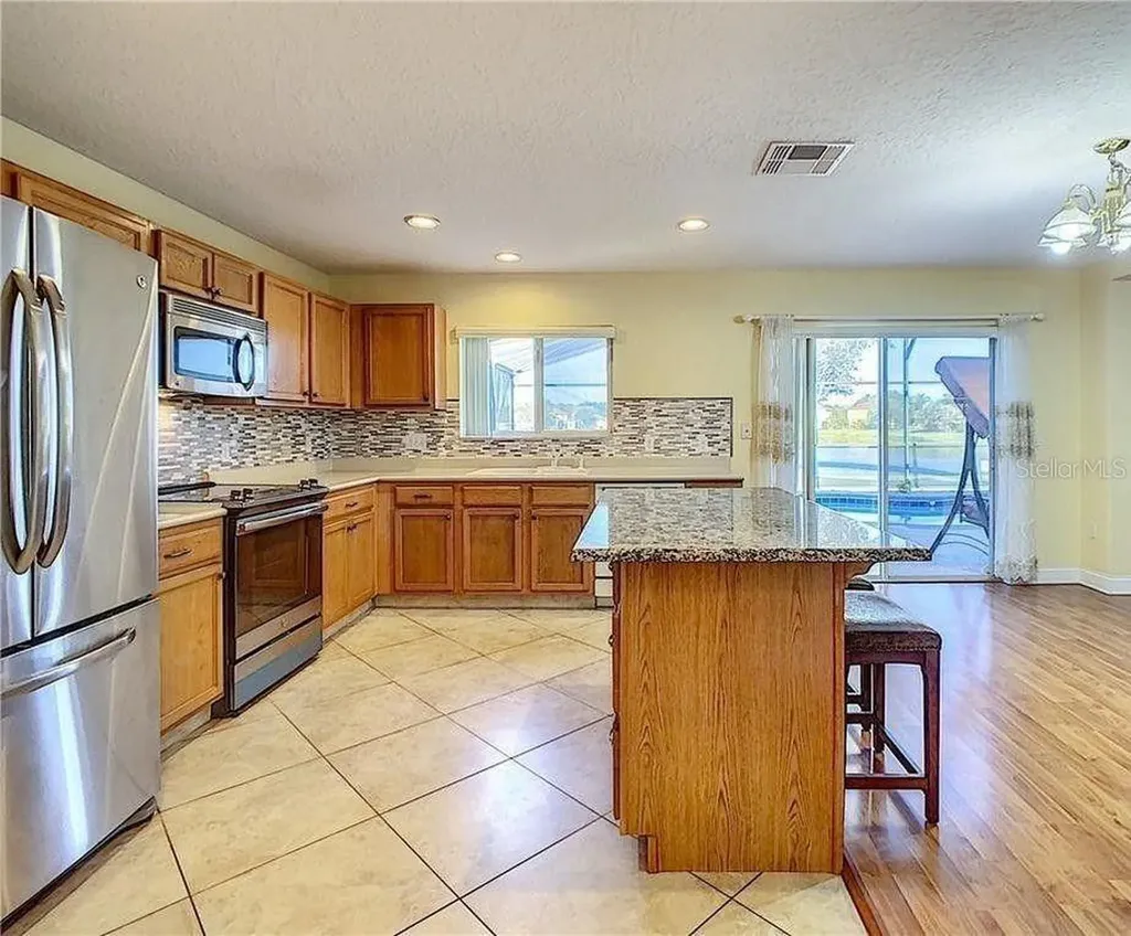 12827 Oulton Circle Orlando FL 32832
