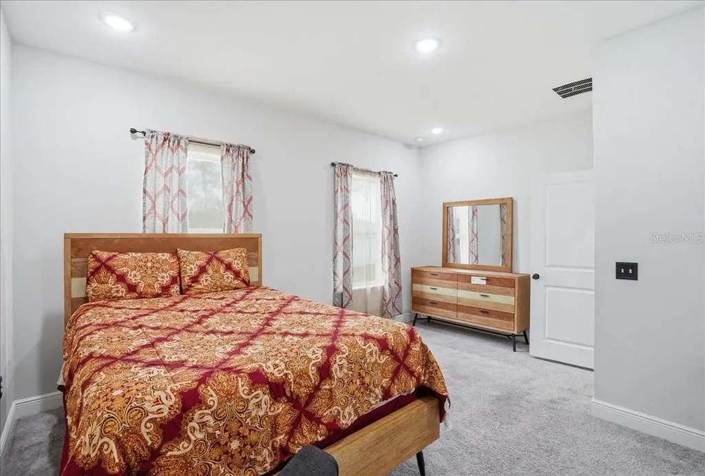 2125 Hibiscus Place Poinciana FL 34759