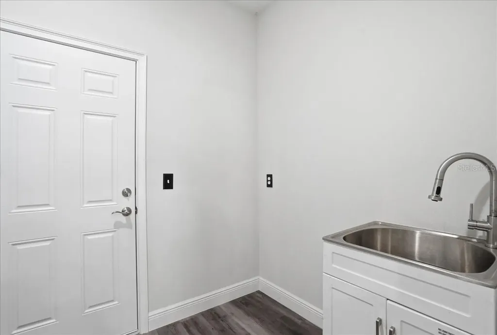 2125 Hibiscus Place Poinciana FL 34759