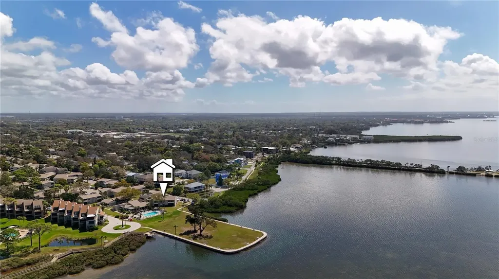 656 Windrush Bay Drive Tarpon Springs FL 34689