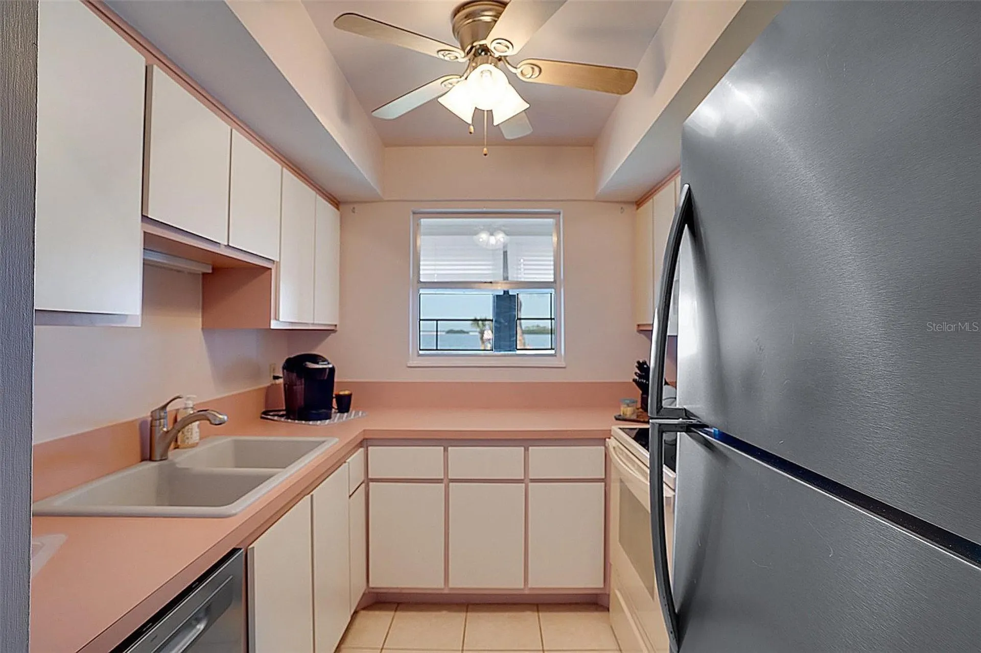 656 Windrush Bay Drive Tarpon Springs FL 34689