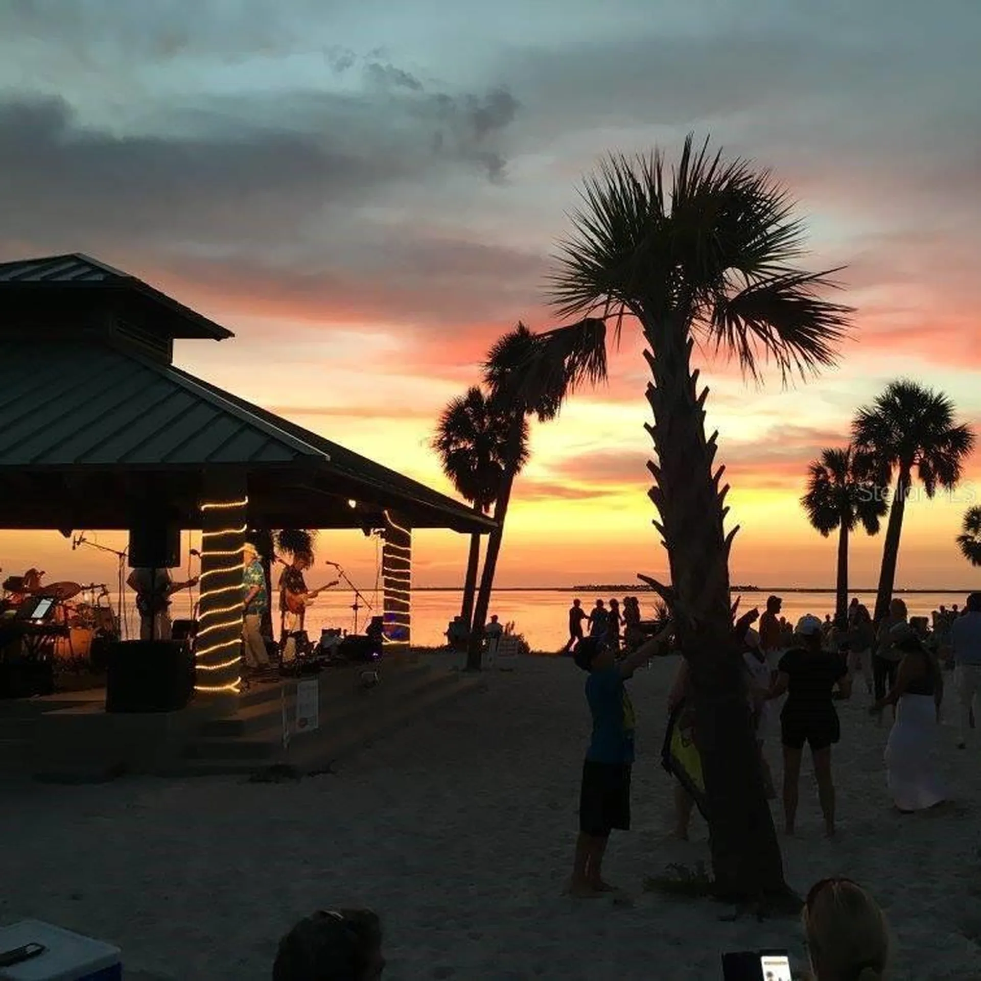 656 Windrush Bay Drive Tarpon Springs FL 34689