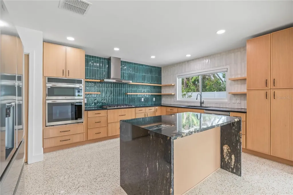 123 8th Street Belleair Beach FL 33786