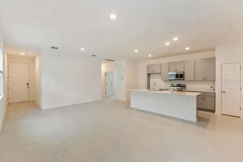 243 Fredericksburg Avenue Orange City FL 32763