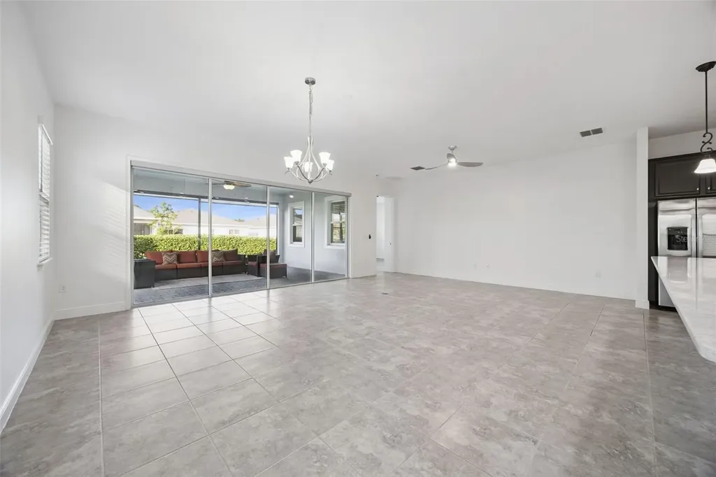 5013 E Fountainwood Drive St Cloud FL 34772