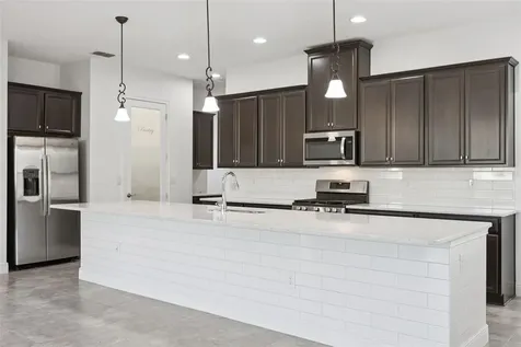 5013 E Fountainwood Drive St Cloud FL 34772