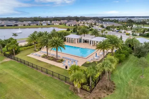 5013 E Fountainwood Drive St Cloud FL 34772