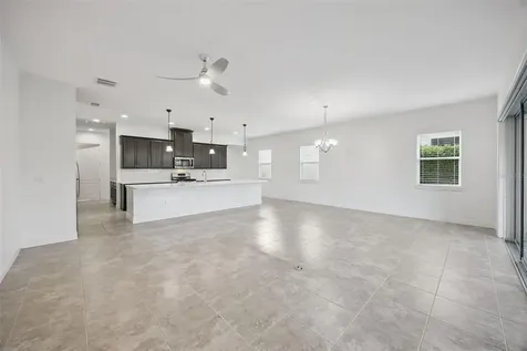 5013 E Fountainwood Drive St Cloud FL 34772