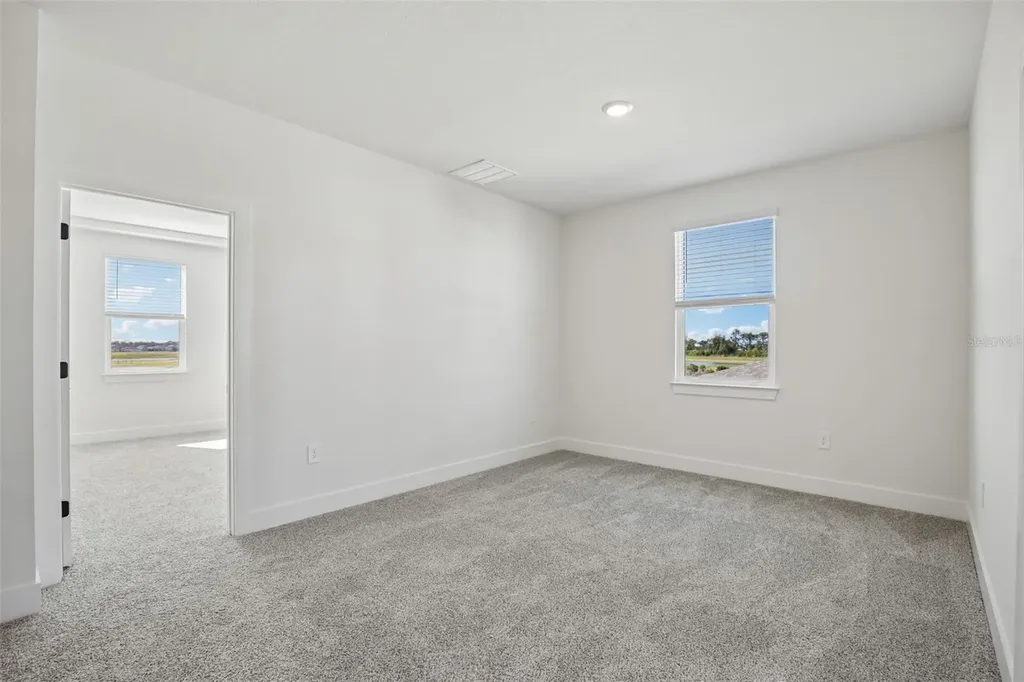 184 Shady Edge Loop Nokomis FL 34275