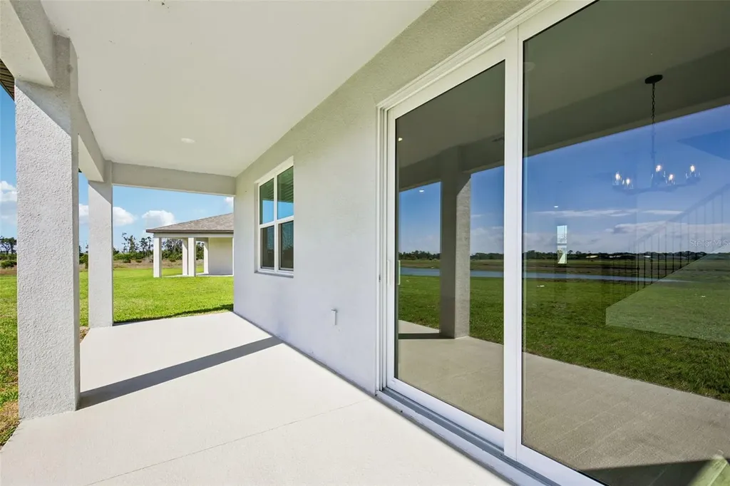 184 Shady Edge Loop Nokomis FL 34275