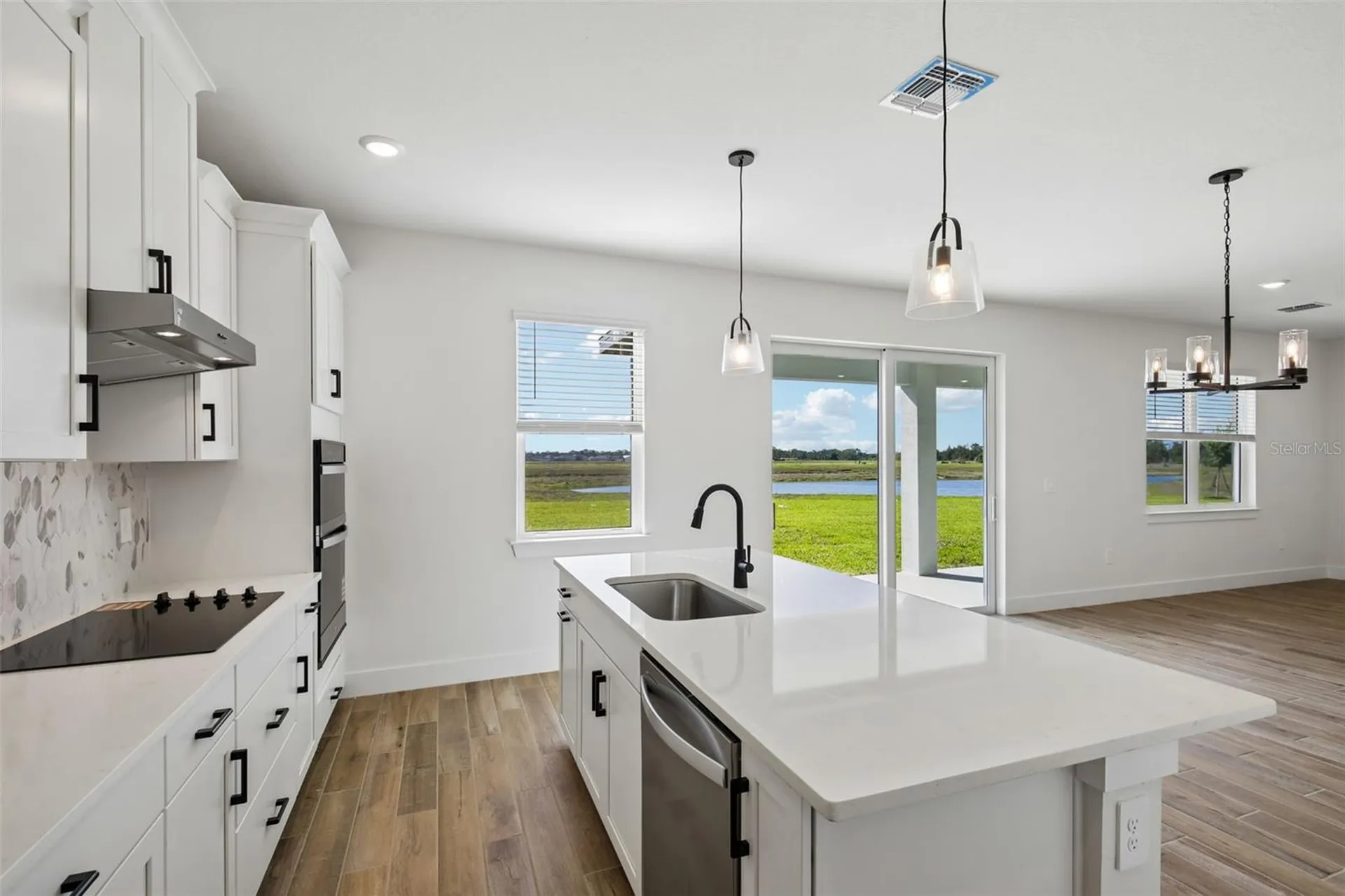 184 Shady Edge Loop Nokomis FL 34275