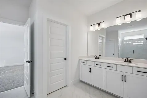 184 Shady Edge Loop Nokomis FL 34275