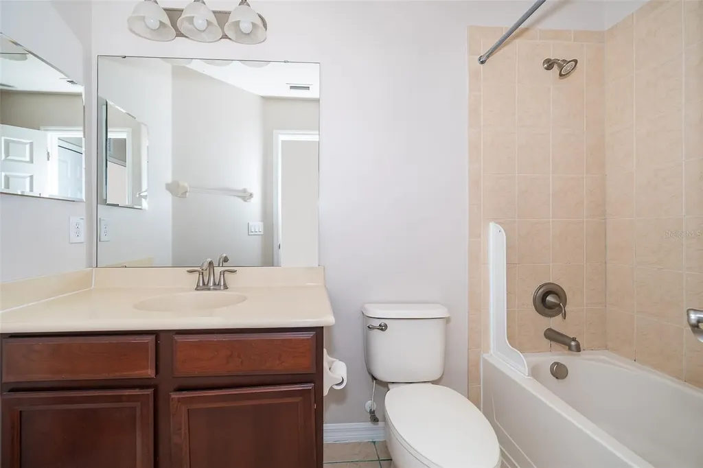 4824 Fiorazante Avenue Orlando FL 32839