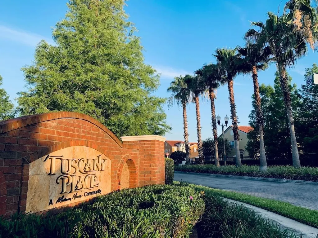 4824 Fiorazante Avenue Orlando FL 32839