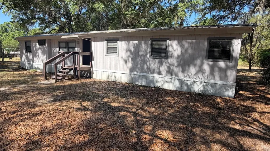 7526 NE 221st Street Melrose FL 32666