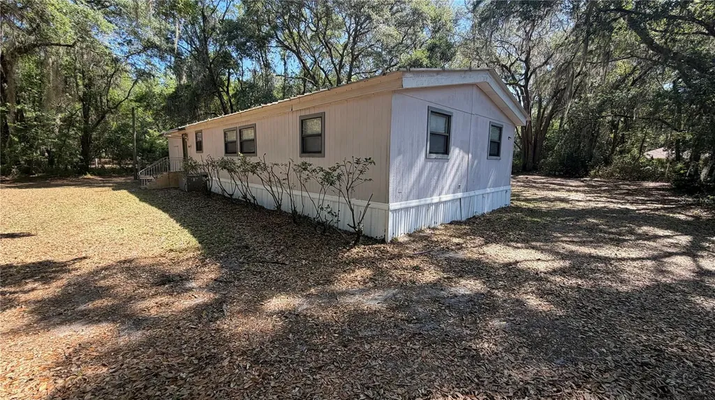 7526 NE 221st Street Melrose FL 32666