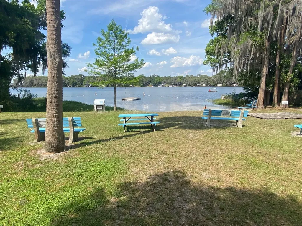 7526 NE 221st Street Melrose FL 32666