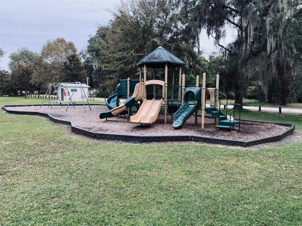 7526 NE 221st Street Melrose FL 32666