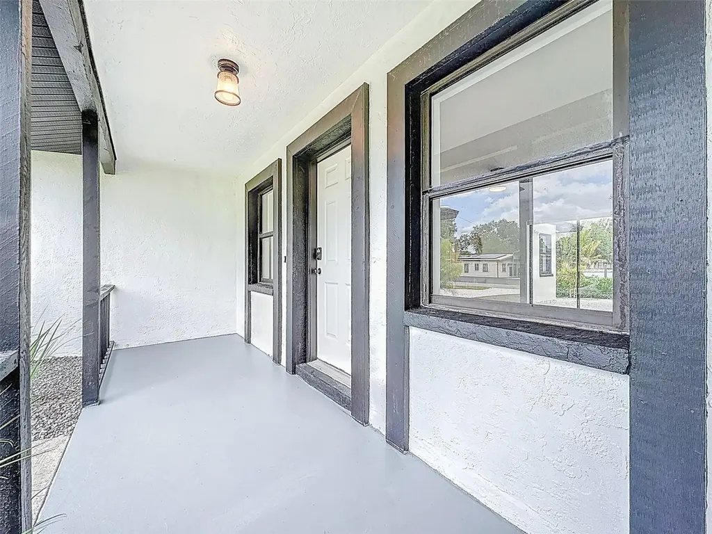629 Albritton Avenue Sarasota FL 34232