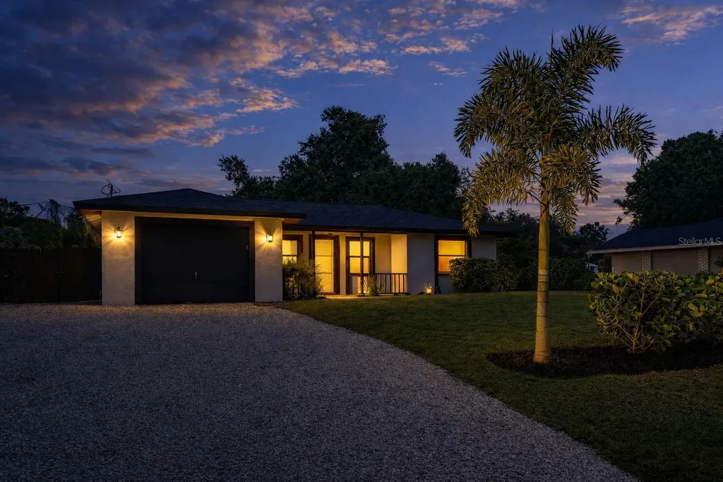 629 Albritton Avenue Sarasota FL 34232