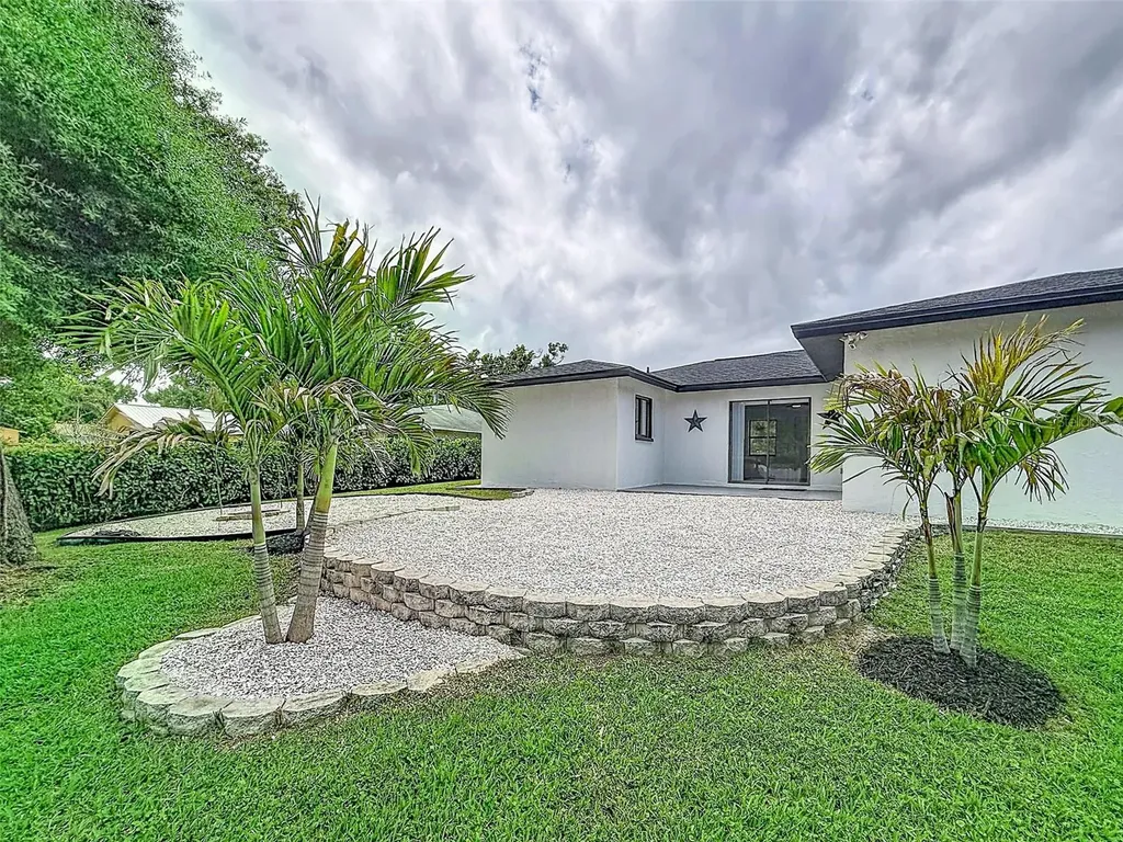 629 Albritton Avenue Sarasota FL 34232