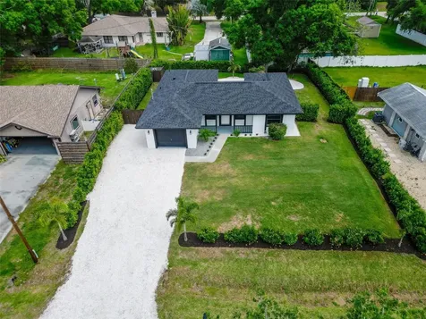 629 Albritton Avenue Sarasota FL 34232
