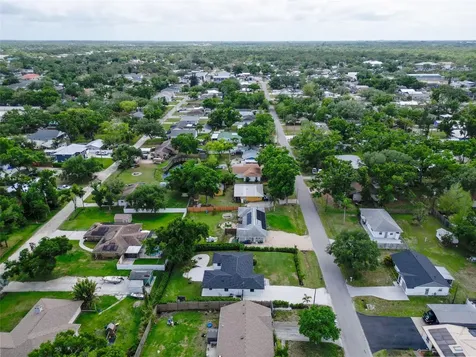 629 Albritton Avenue Sarasota FL 34232