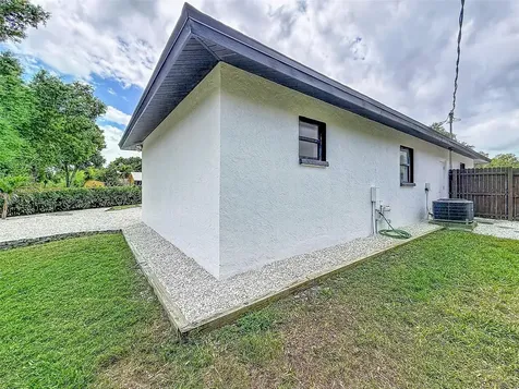 629 Albritton Avenue Sarasota FL 34232